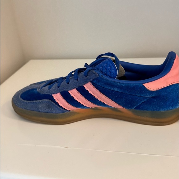 Adidas Gazelle Blue with Pink Stripes - Picture 6 of 7